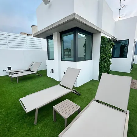 Apartment Moderno Costa 49 3-d *